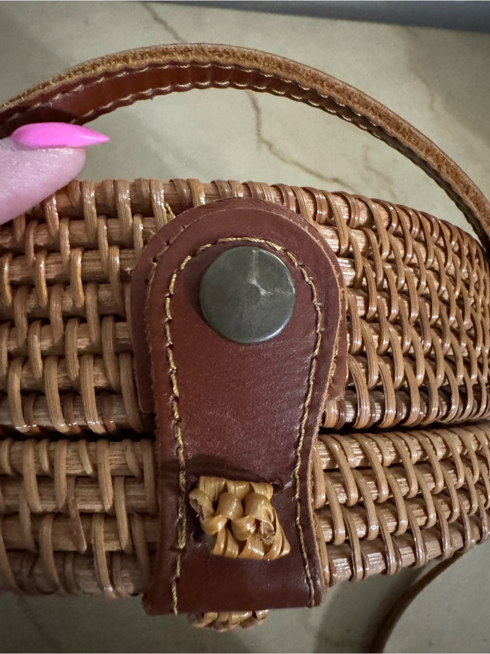 Round Woven Crossbody Bag in Natural Brown NWOT - Picture 8 of 12